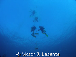 a good set up { descending and ascending lines} at WEST D... by Victor J. Lasanta 